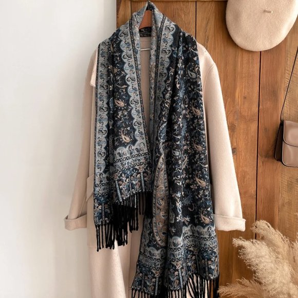 Thick Warm Shawls and Wraps for Women | Scarf for Winter Black Head Scarves - Picture 2 of 2